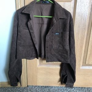 Cropped brown jacket.